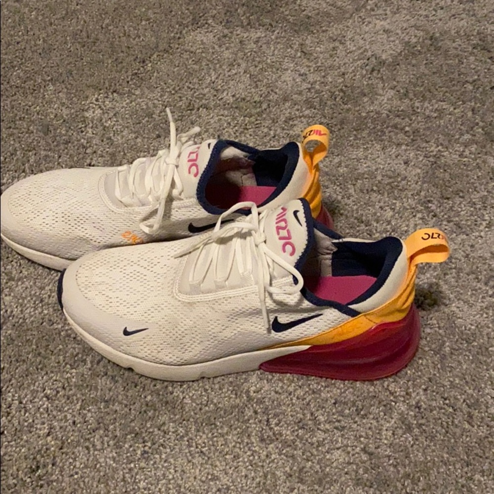 Women’s Nike air max 270
